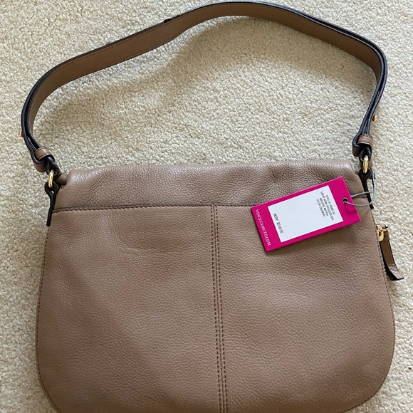 Vince Camuto Adina genuine leather Handbag, NWT in color Cashmere - Picture 4 of 11